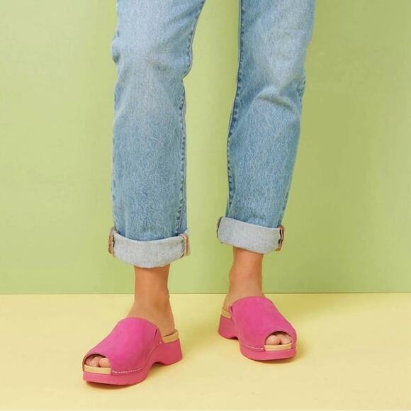DANSKO women ravyn slip on sandal in fuchsia - Picture 2 of 10